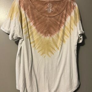Maurices Tie-Dye Short Sleeve Top in Brown and Yellow